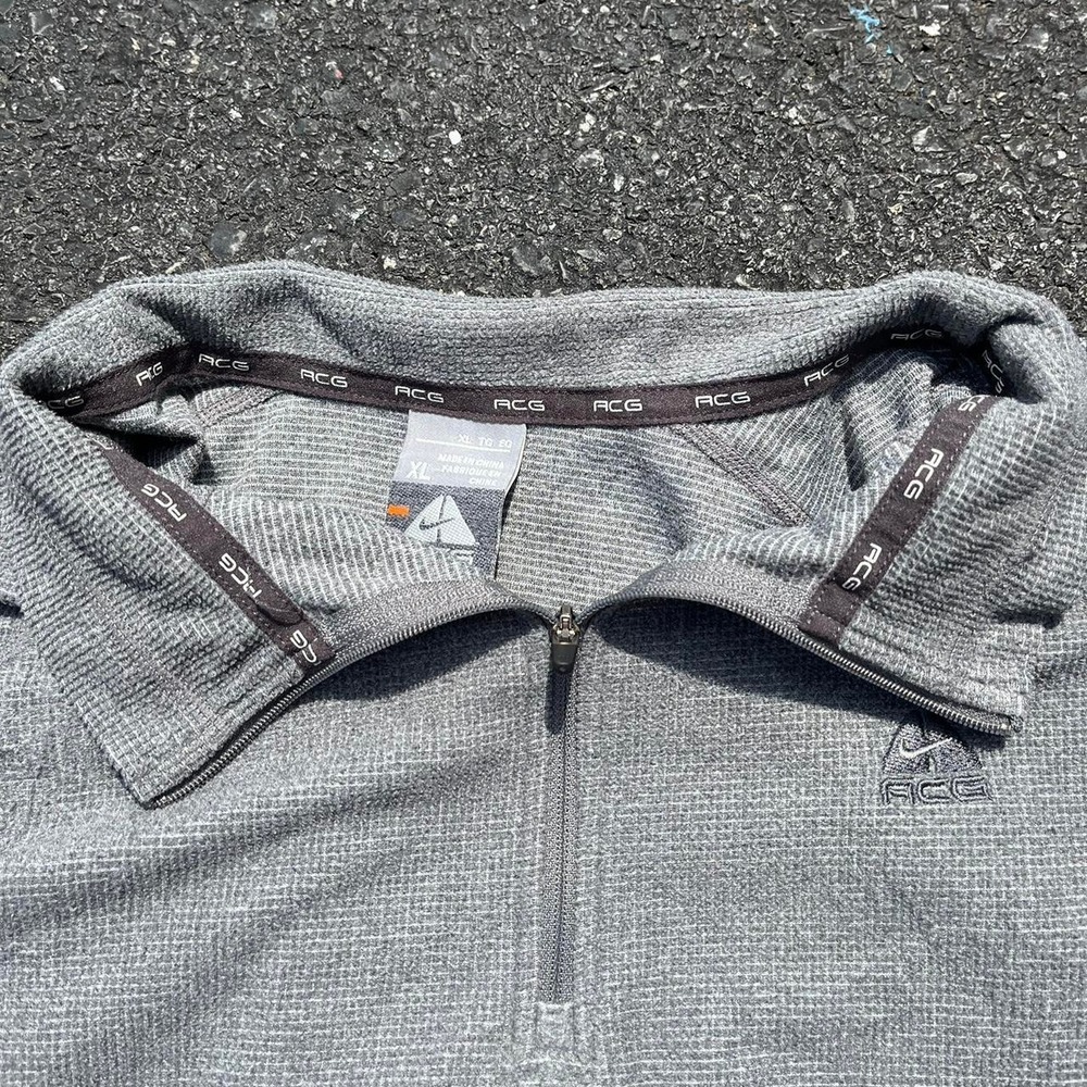Vintage Nike ACG Thermal Fit grey/silver Longsleeve shirt size XL
